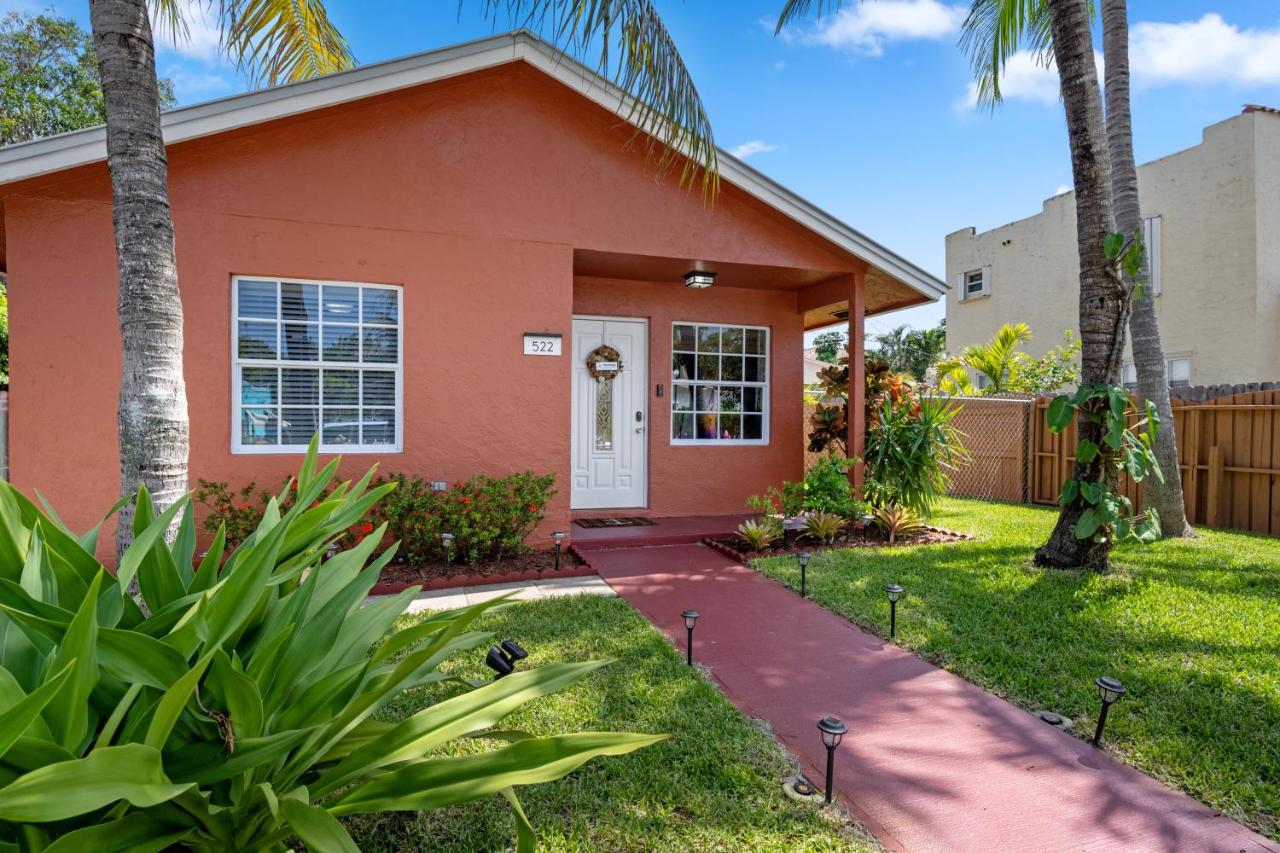 Family-Friendly Paradise near the Beach & Downtown - B&B Cloud Lake