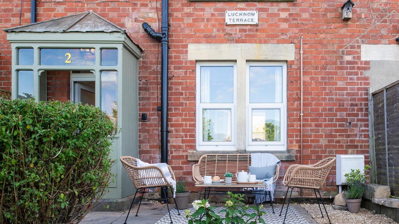 Lucknow Cottage - Bed and Breakfast