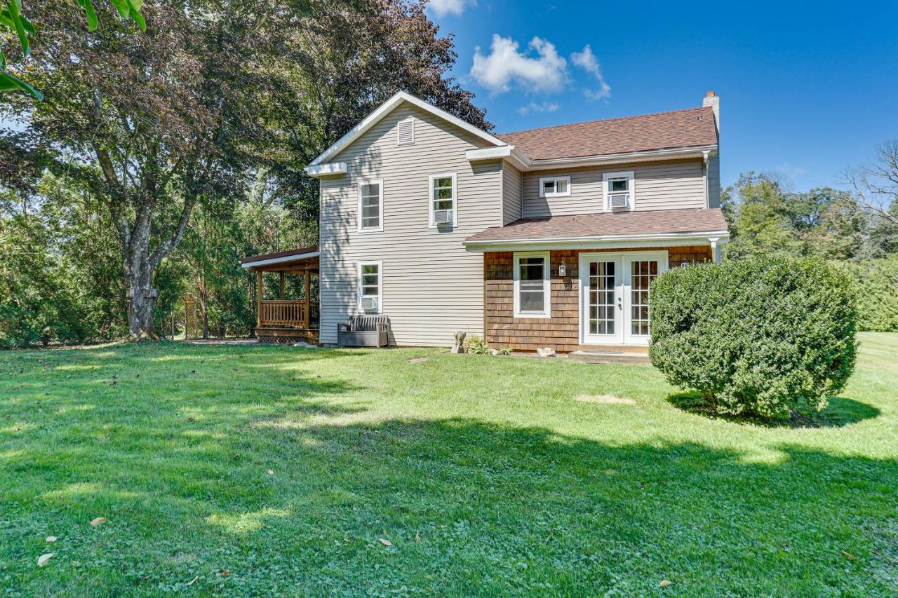 15 Mi to Penn State Hideaway with Fire Pit! - B&B