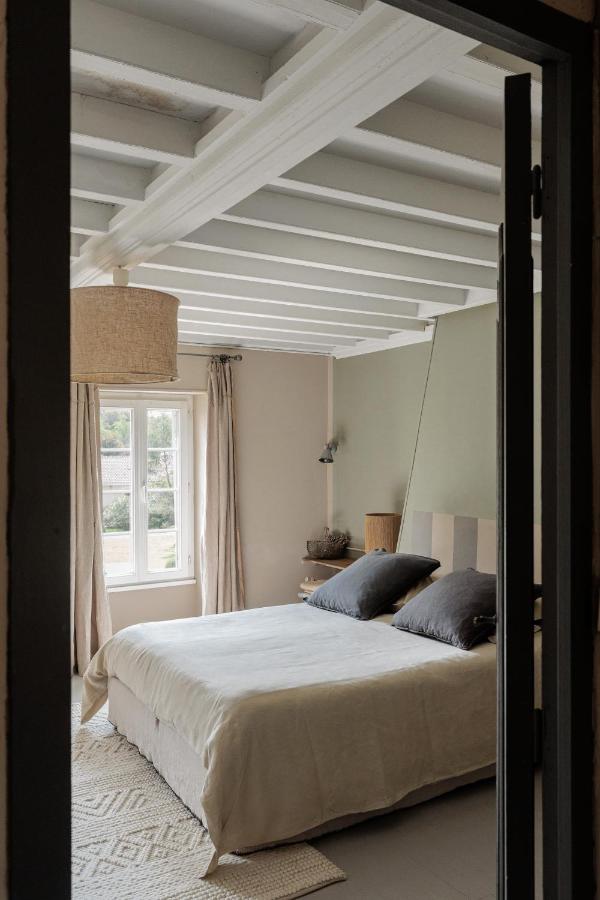 Queen Room with Garden View