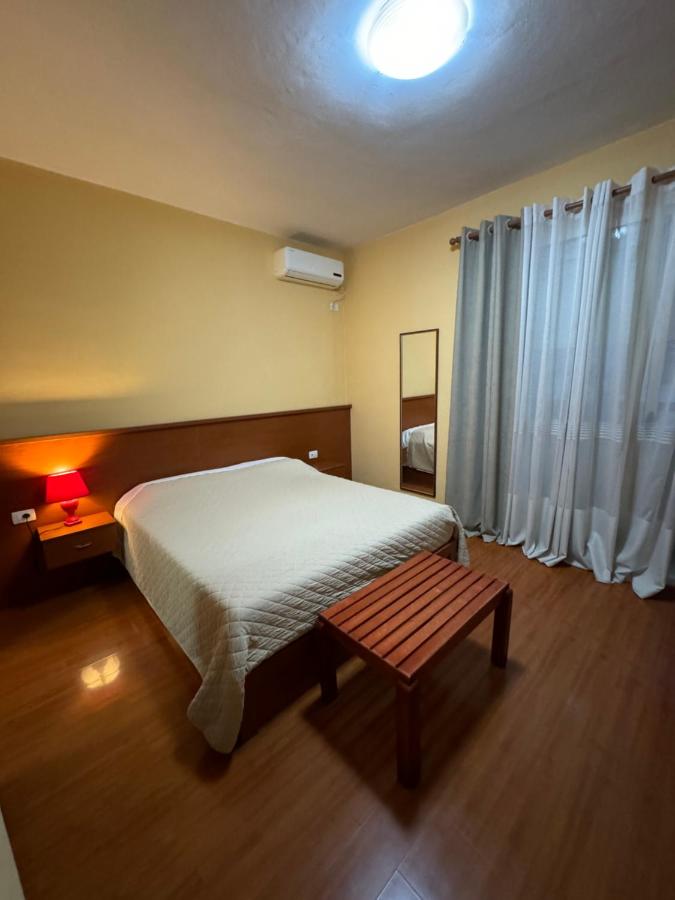 Giardino apartament - Ferienwohnung Selita e Vogël