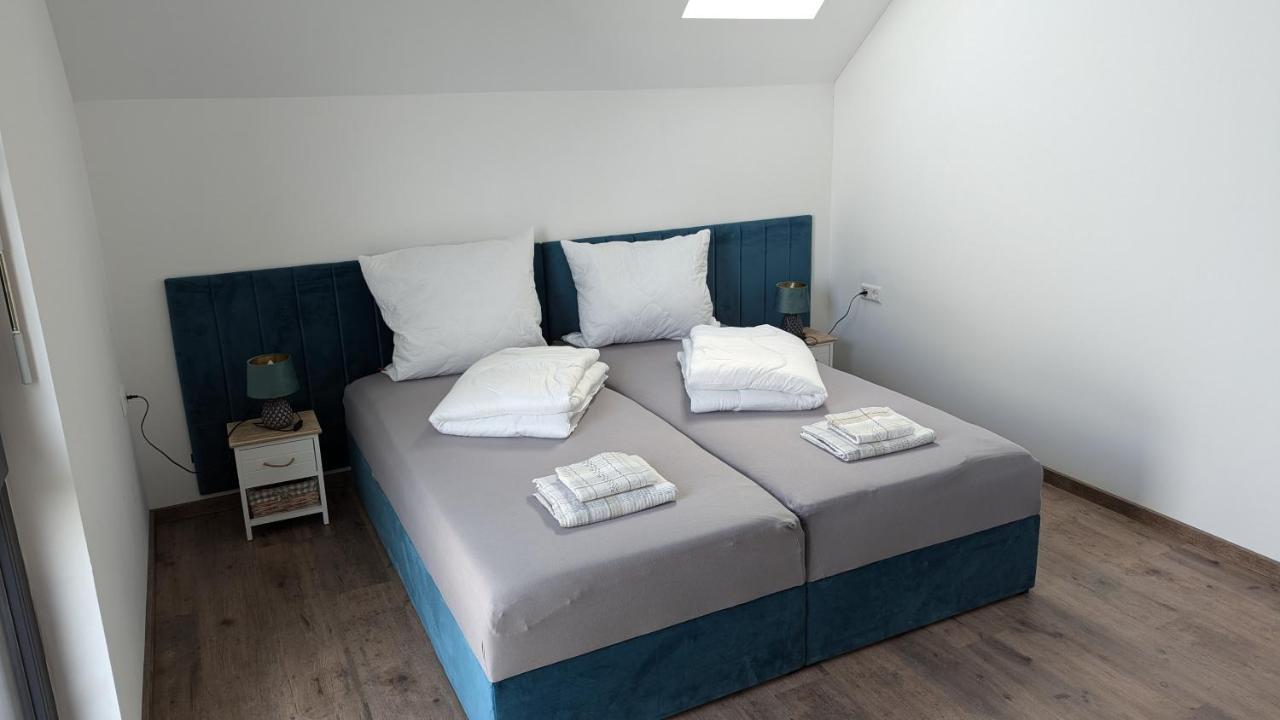 One-Bedroom Apartment with Balcony