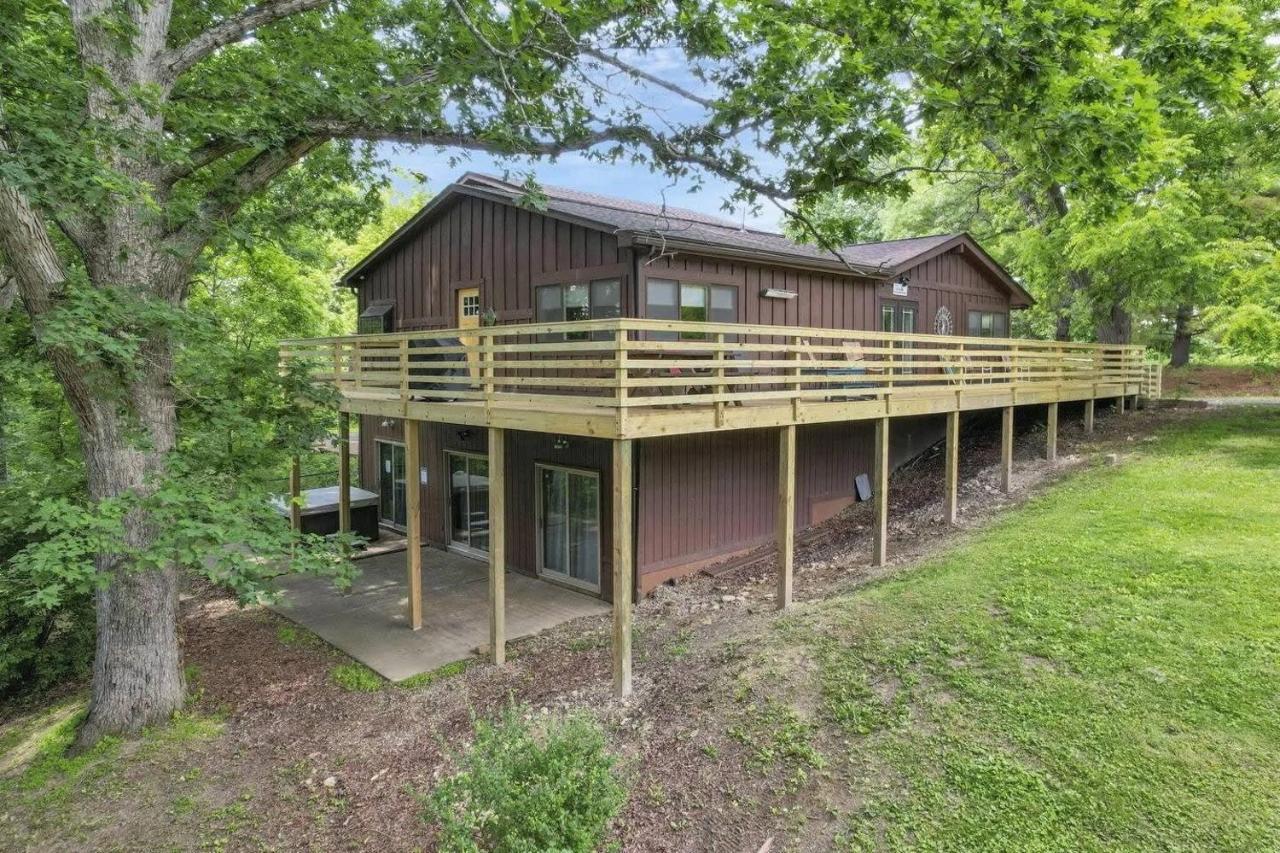 Cozy retreat on private estate with Hot Tub - Chambres d'hôtes Lancaster