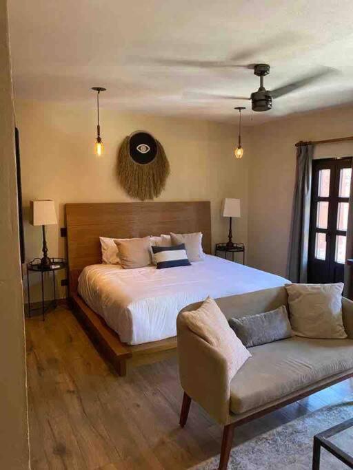 New Suite Valentina 2blocks from La Parroquia - B&B