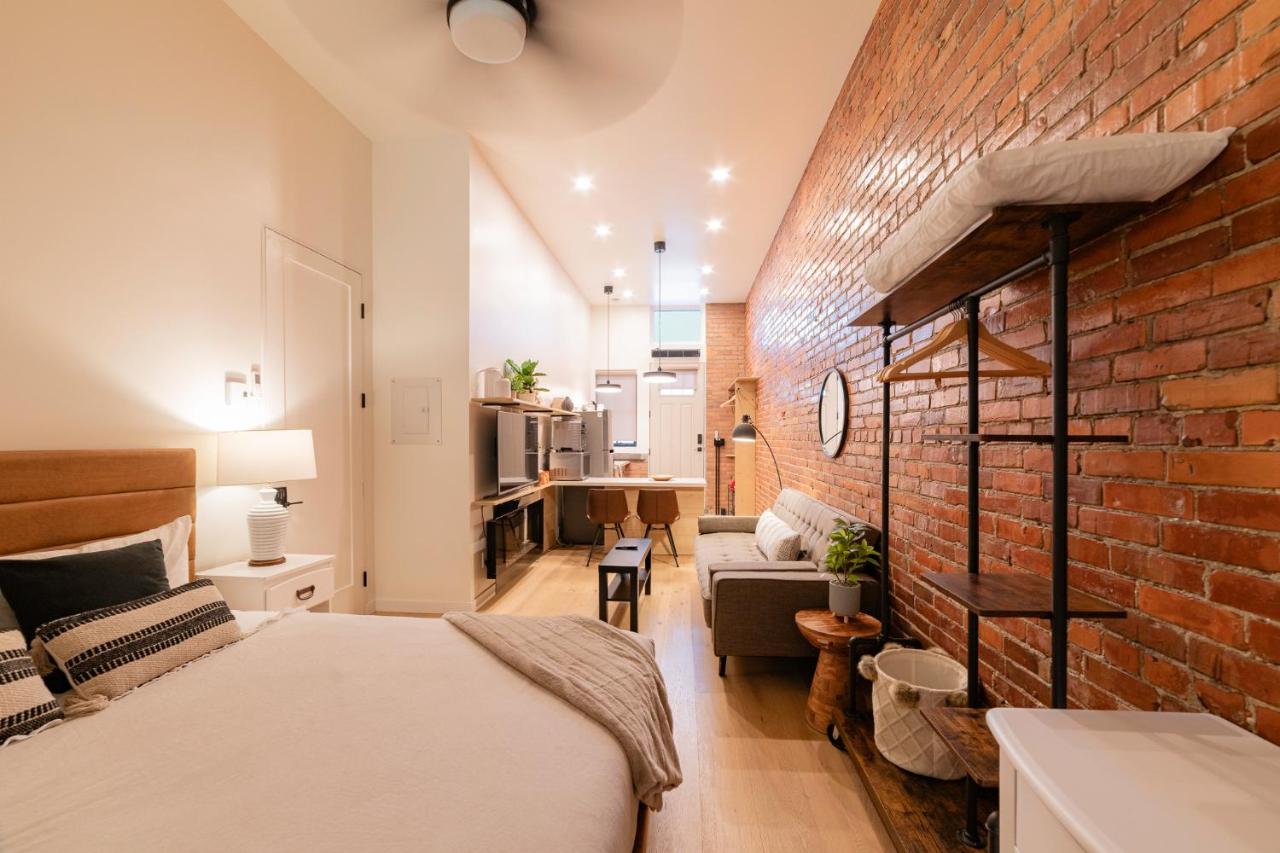Stylish Downtown Apartment In Grand Forks, Bc - B&B