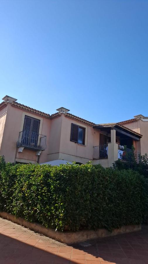 Casa blu Arbatax con giardino e terrazza - B&B Tortolì