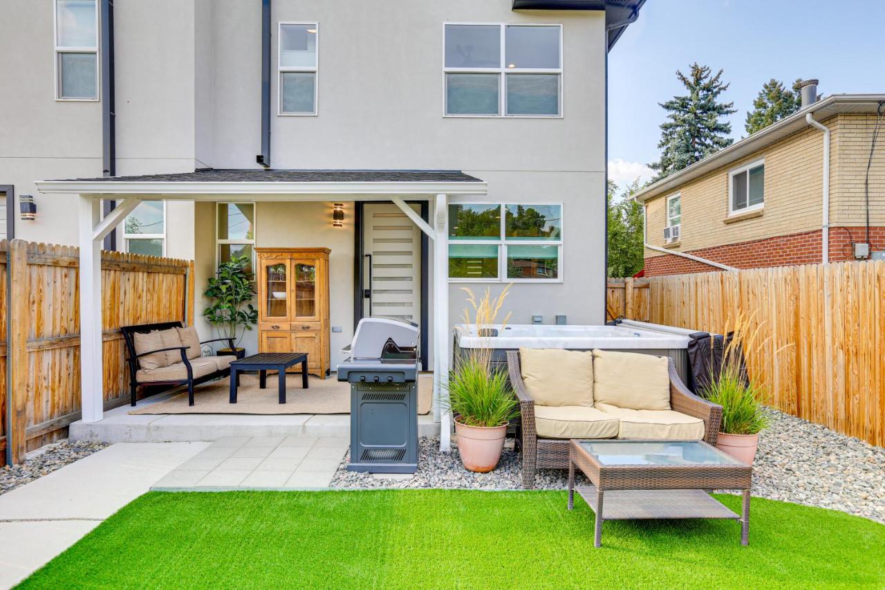 Hot Tub & Mtn-View Rooftop Deck: Golden Home - Ferienwohnung Golden