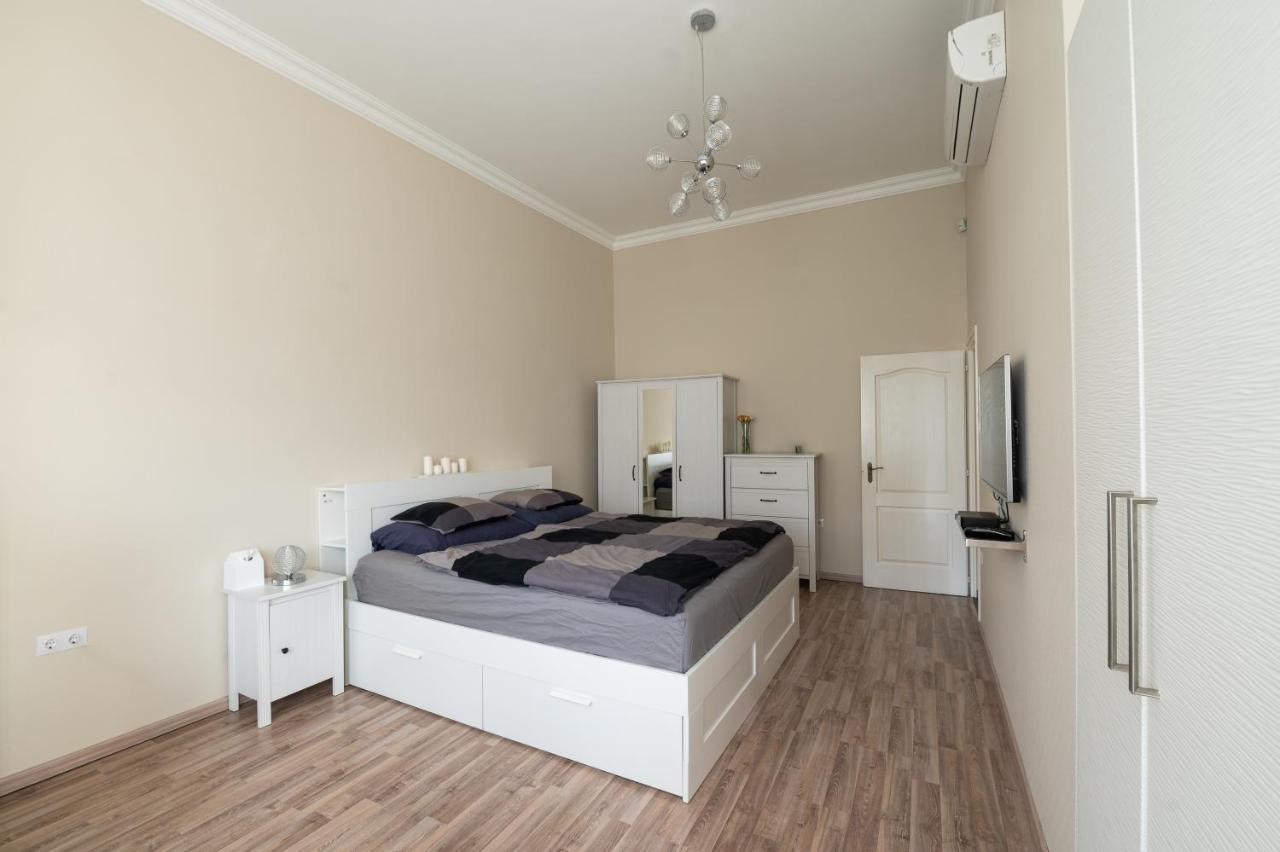 D17 Apartment - B&B Budapest