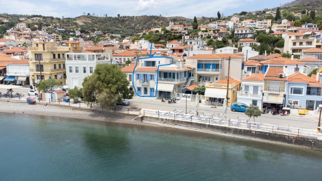 Κοράλι, παραλία Λίμνης - B&B