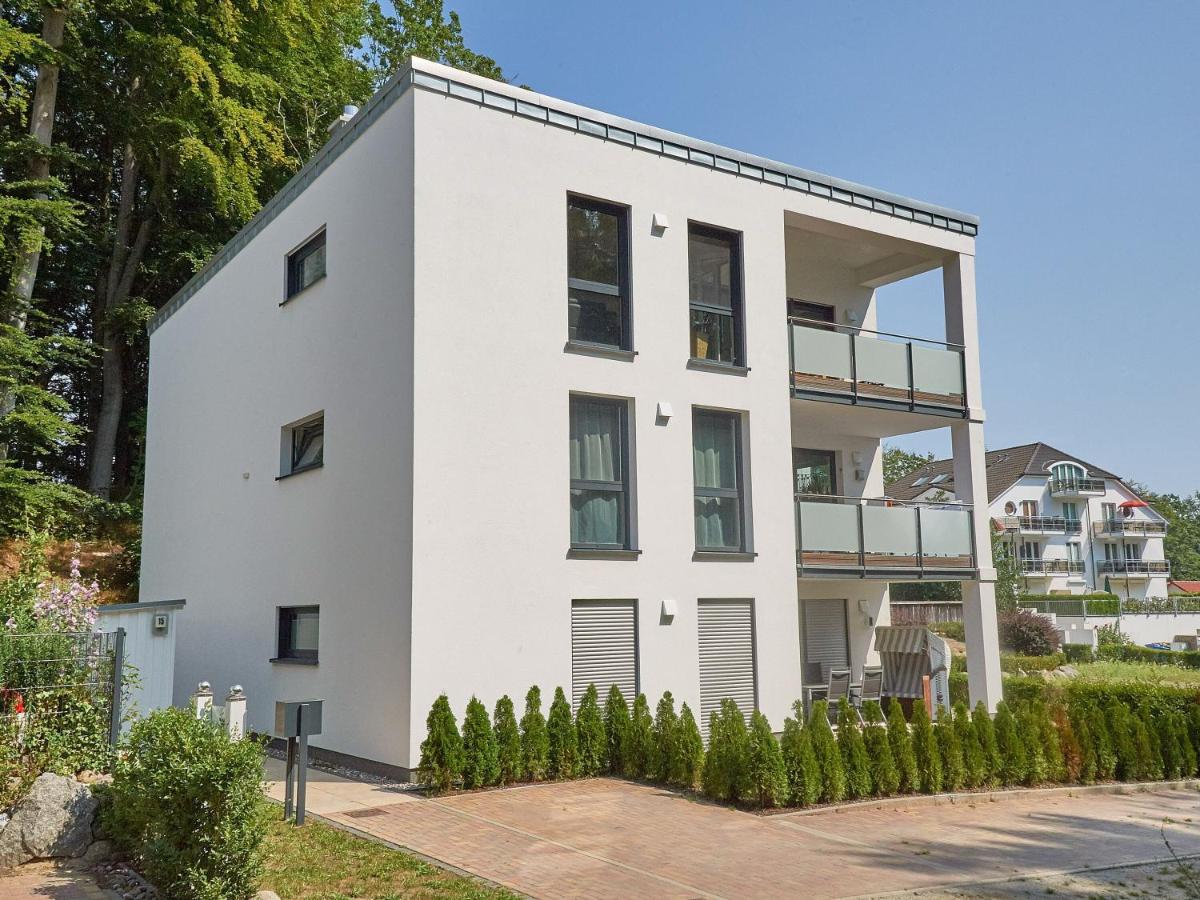 Haus Jasmund in Sellin - WG02 mit Kamin, Sauna, Whirlwanne, Terrasse - B&B Sellin