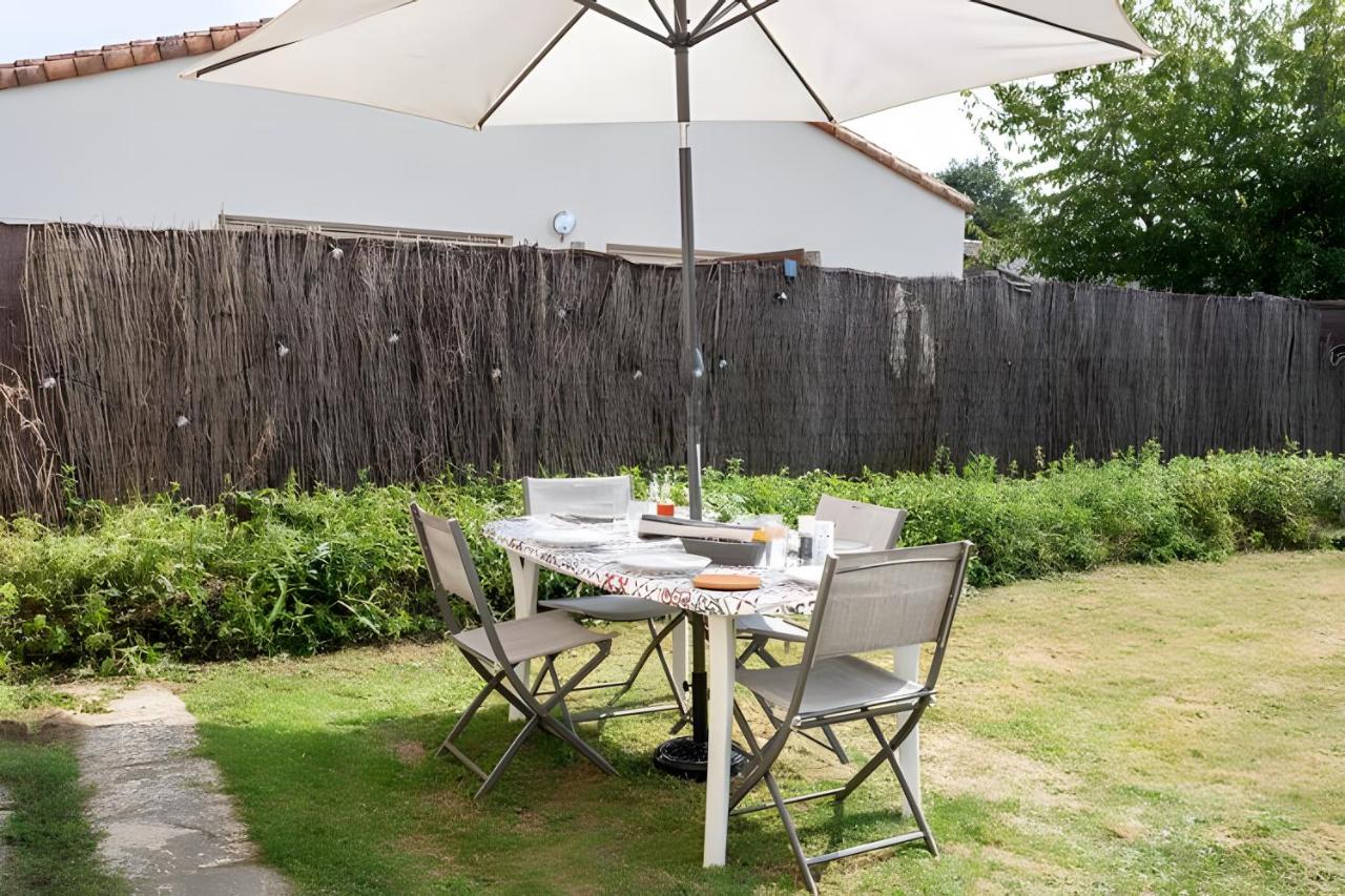 Gîte 10 pers, Home cinéma, proche PuyduFou - B&B La Ferrière
