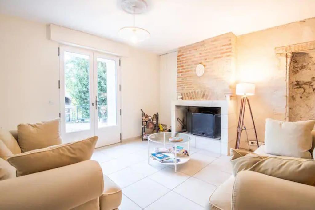 Les Roches, charmante troglodyte à Amboise - B&B