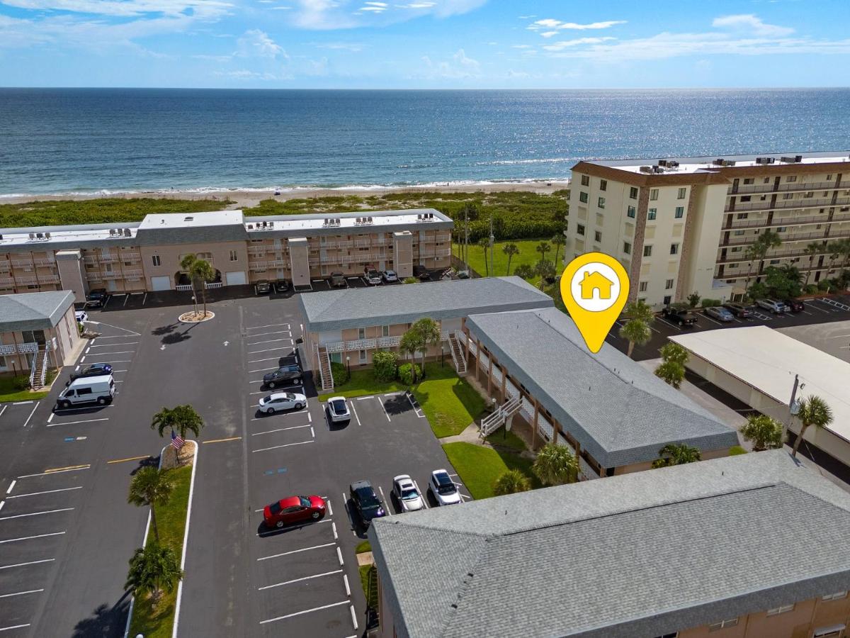 Cocoa Beach Condo - B&B Cocoa Beach