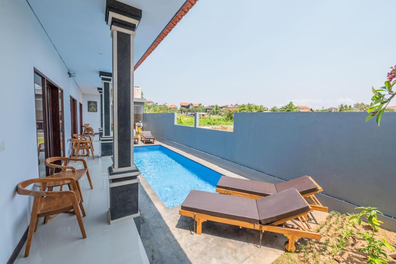 Villa Raksa Canggu - B&B