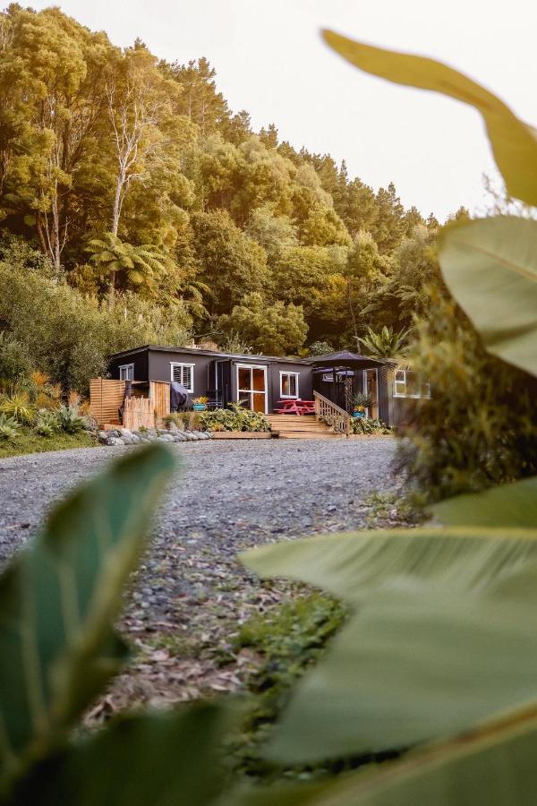 Kaitake Kabana - Unique, off-grid, studio retreat - Chambres d’hôtes