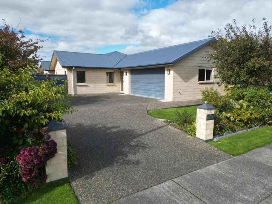 Quiet in the Court - B&B Lorneville