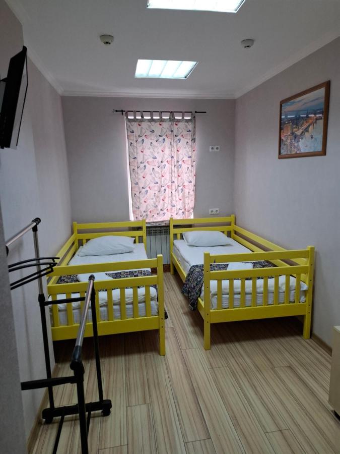 Twin Room with Private External Bathroom