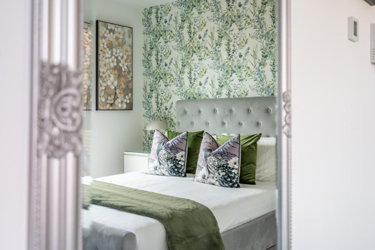 Bootham Row 8 - B&B