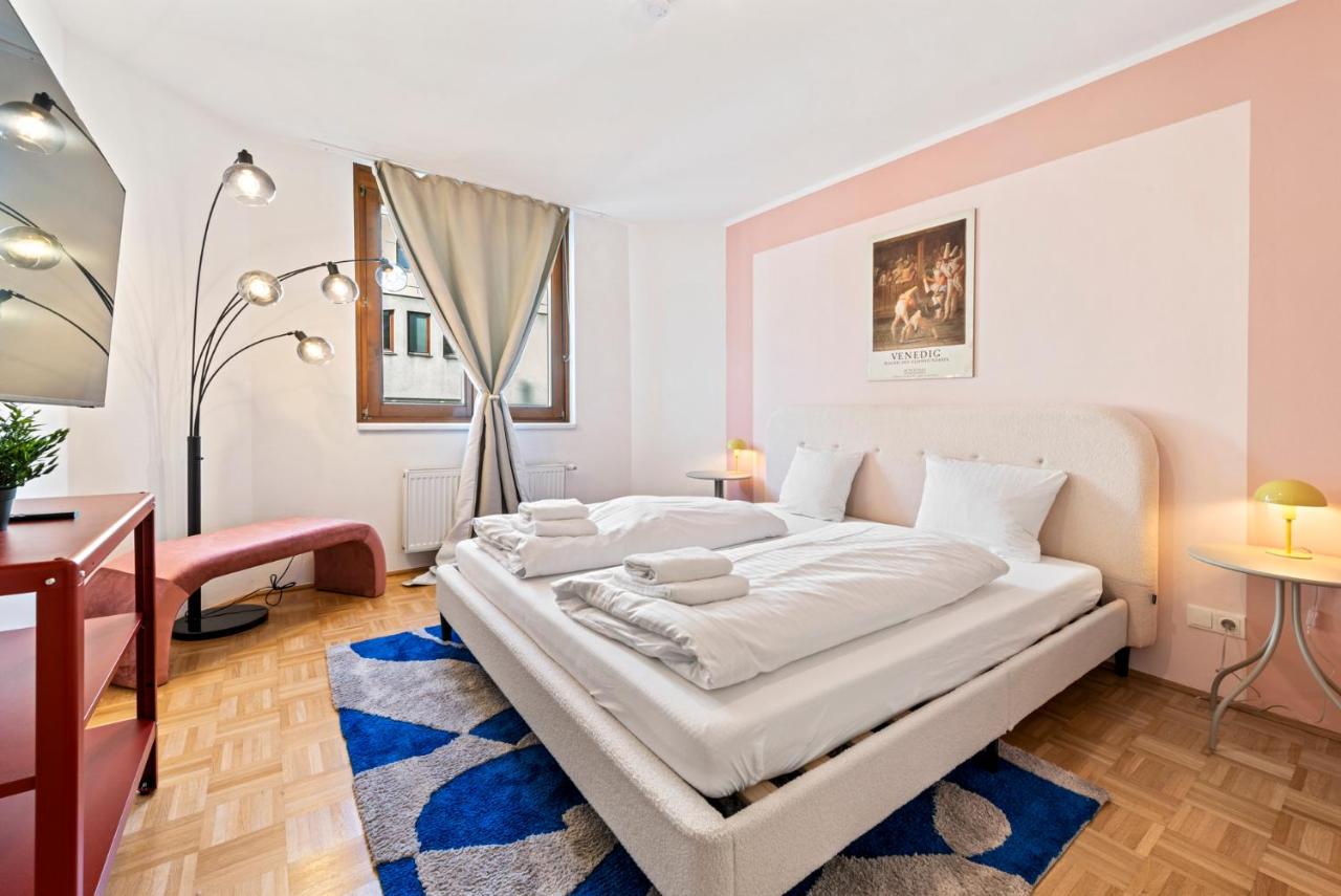 4ty3 Apartments - Naschmarkt City Apartment is calling - B&B