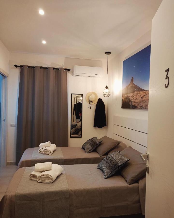 Deluxe Double or Twin Room with Mountain View
