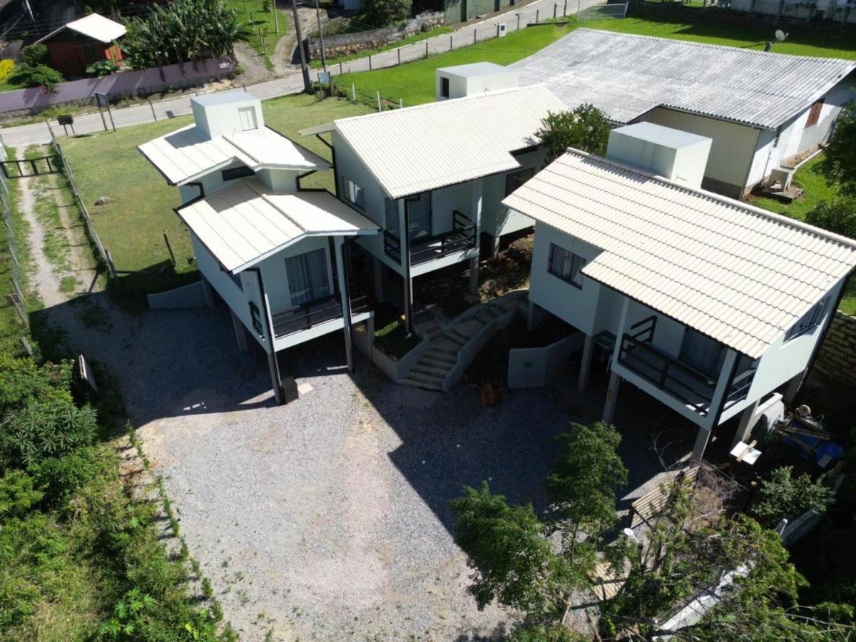 Residencial Ponkan - Gamboa - SC - B&B Garopaba