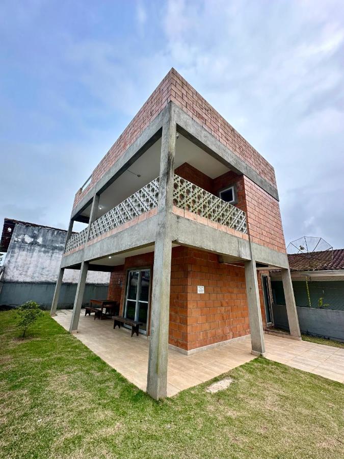 Casa com Vista do Mar e Montanha - B&B Peruíbe