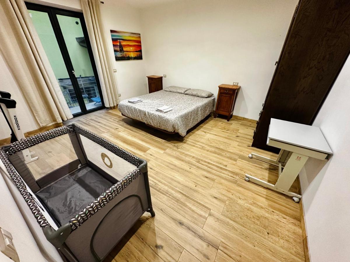 Two-Bedroom Apartment with Mountain View