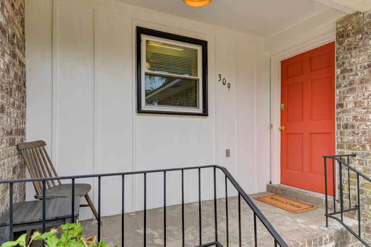 Blue Park Nest - 3BR 2BA - B&B West Columbia