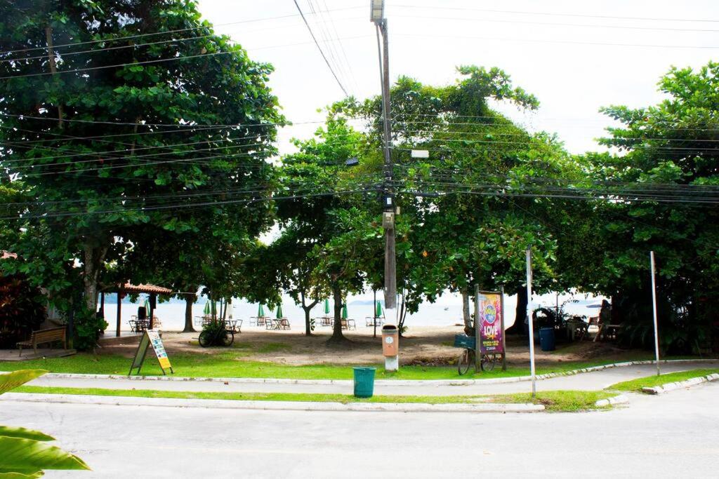 Charmoso chalé Frente ao Mar na praia do Jabaquara-5min do C Histórico - B&B Paraty
