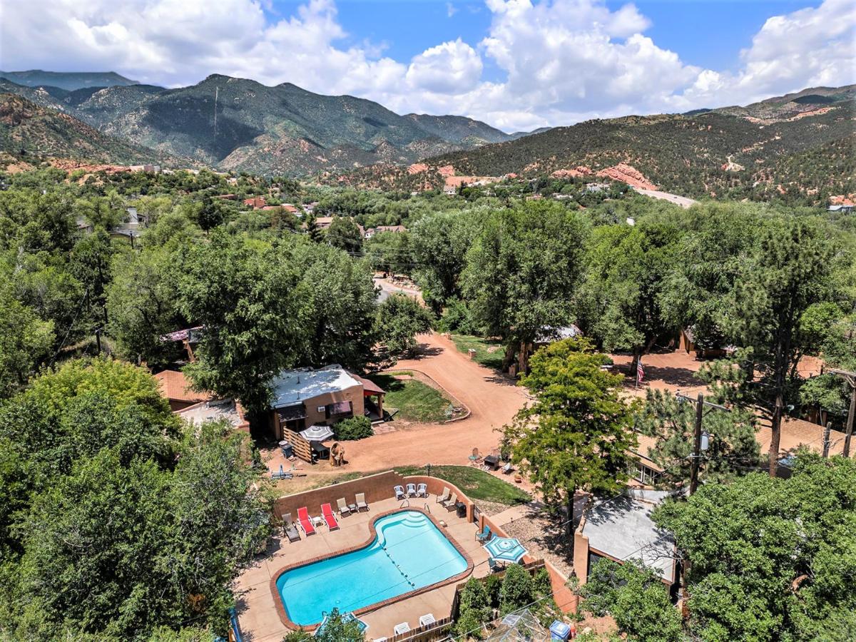 Town-N-Country Cottages - Chambres d’hôtes Manitou Springs