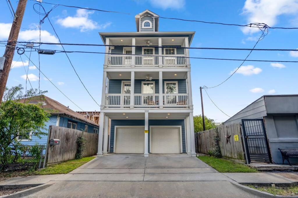 Vintage Hollywood Theater House in East Downtown - Chambres d'hôtes Houston