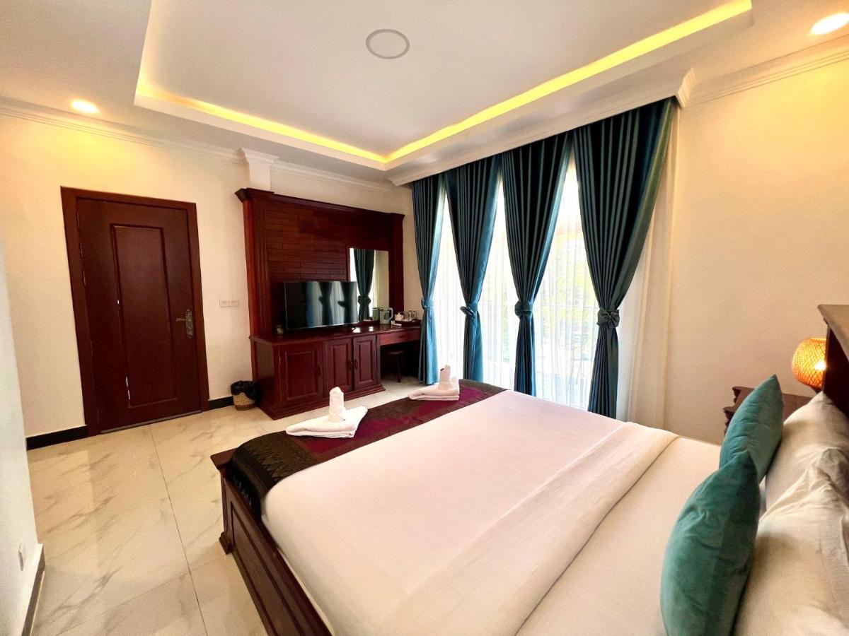 Chambre Lit King-Size avec Balcon
