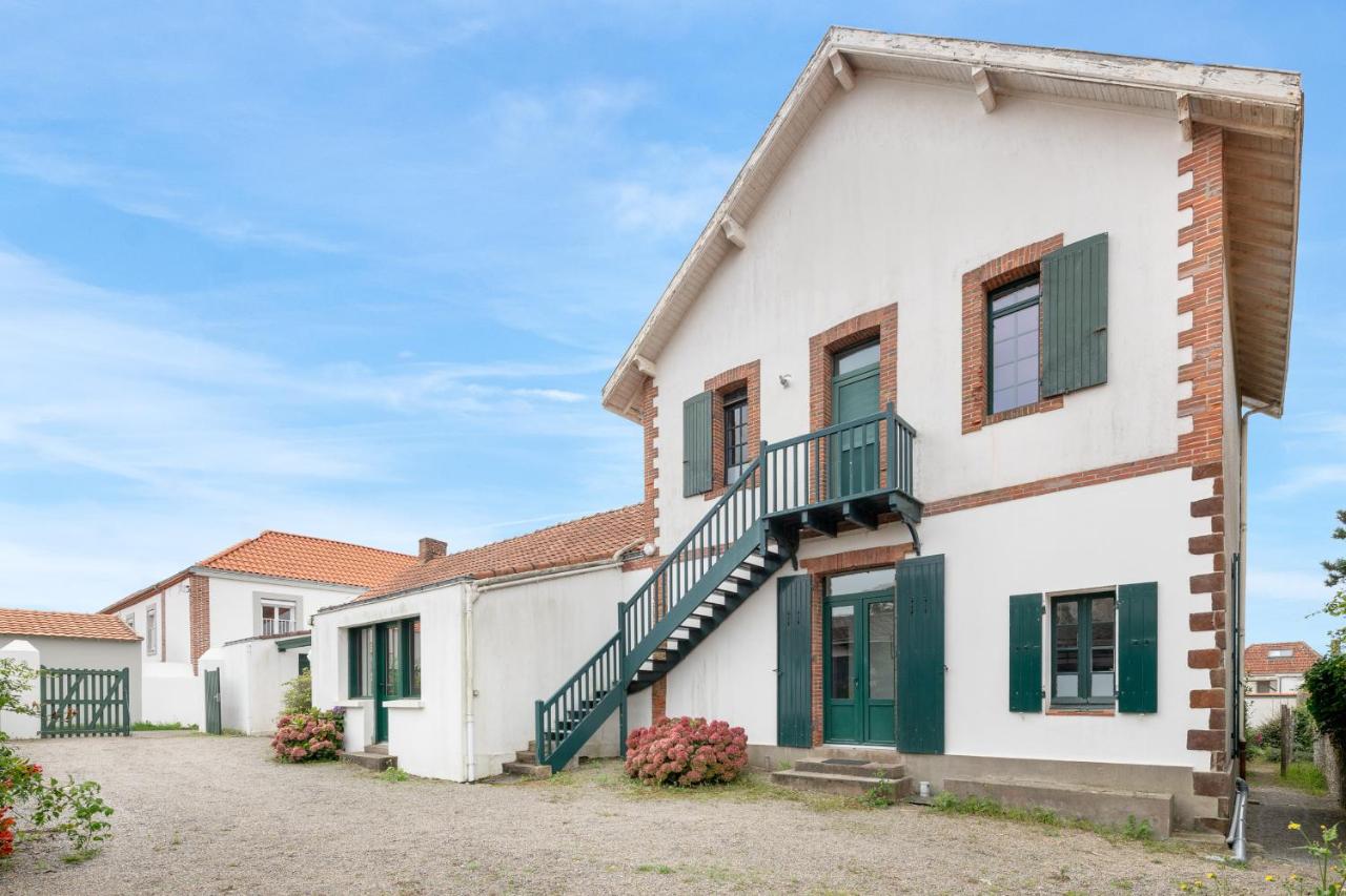 Villa de famille pour 13 à 200m de la mer - B&B