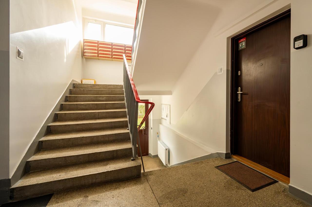 Jaracza 3-Bedroom Apartment - B&B