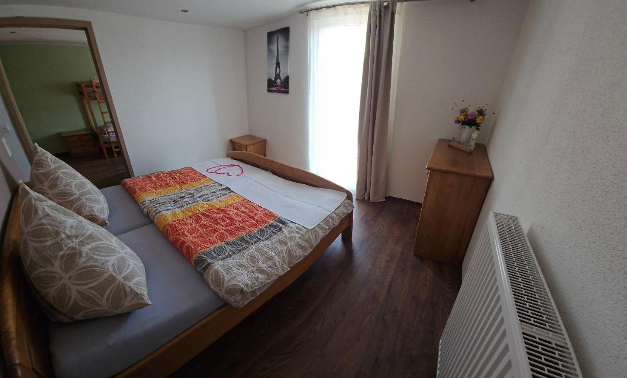 Deluxe Family Suite