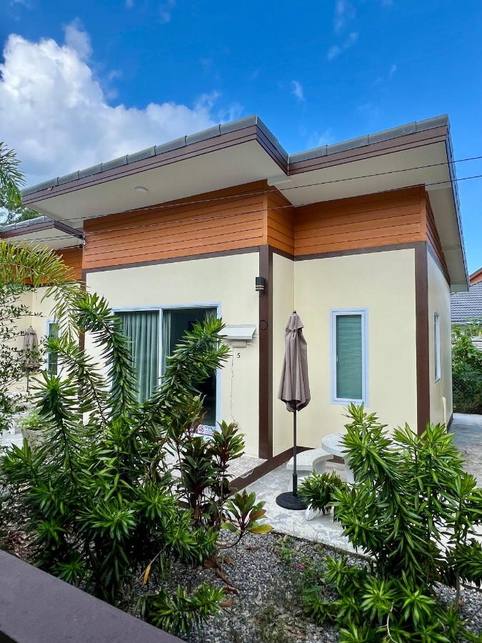 Deluxe Bungalow