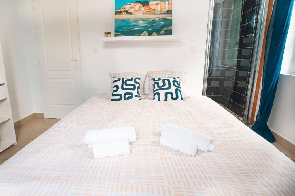 Le refuge - T2 Proximité LDLC Groupama Stadium - Bed and Breakfast Décines-Charpieu