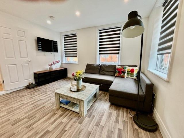 New Soho Loft - Apt 2 by Indigo Flats - Bed and Breakfast Londen