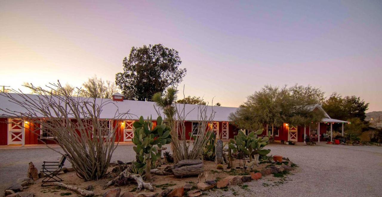 Joshua Tree Ranch House Motel - Downtown - Room #5 - B&B