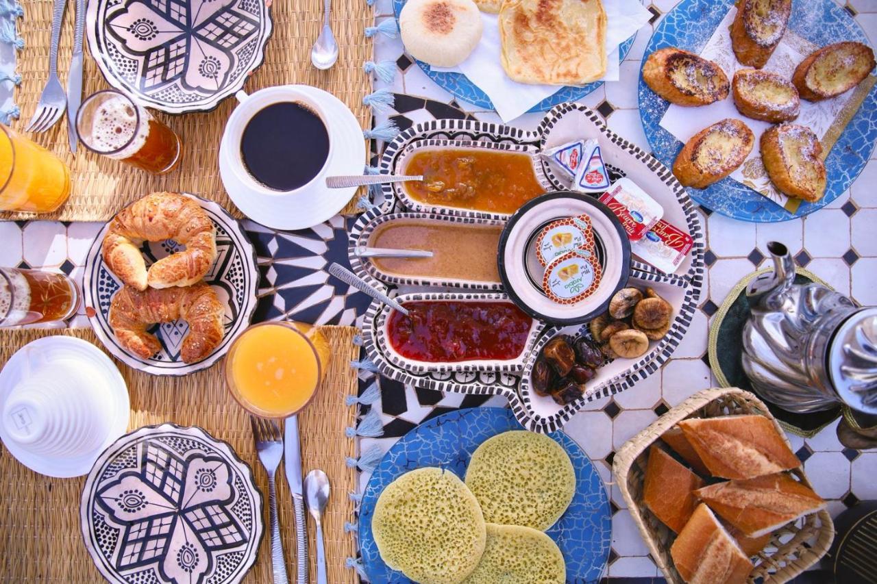 RIAD & SPA SOUS LE SOLEIL CHEZ Jérôme & Paméla - B&B Marrakesh