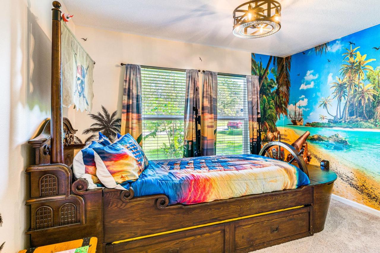 Pirate Escape Near Rainbow Springs State Park! - B&B