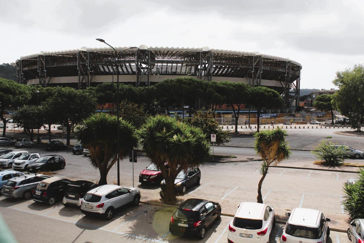 Punto Felice Stadio - Fuorigrotta centro - Napoli - Bed and Breakfast