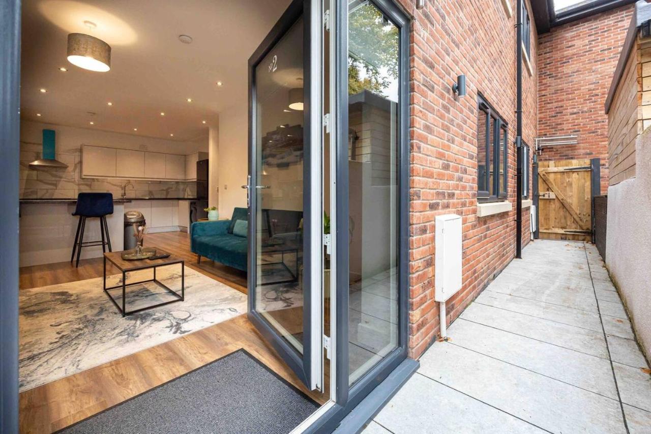 Vibrant 2br Apartment In Chorlton, Free Parking - B&B Manchester