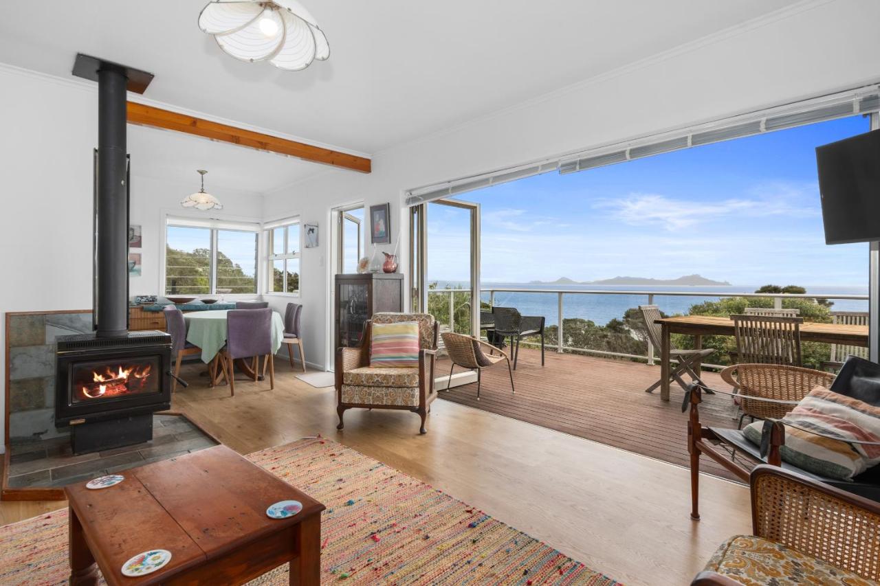 Pacific Views - Langs Beach Holiday Home - B&B