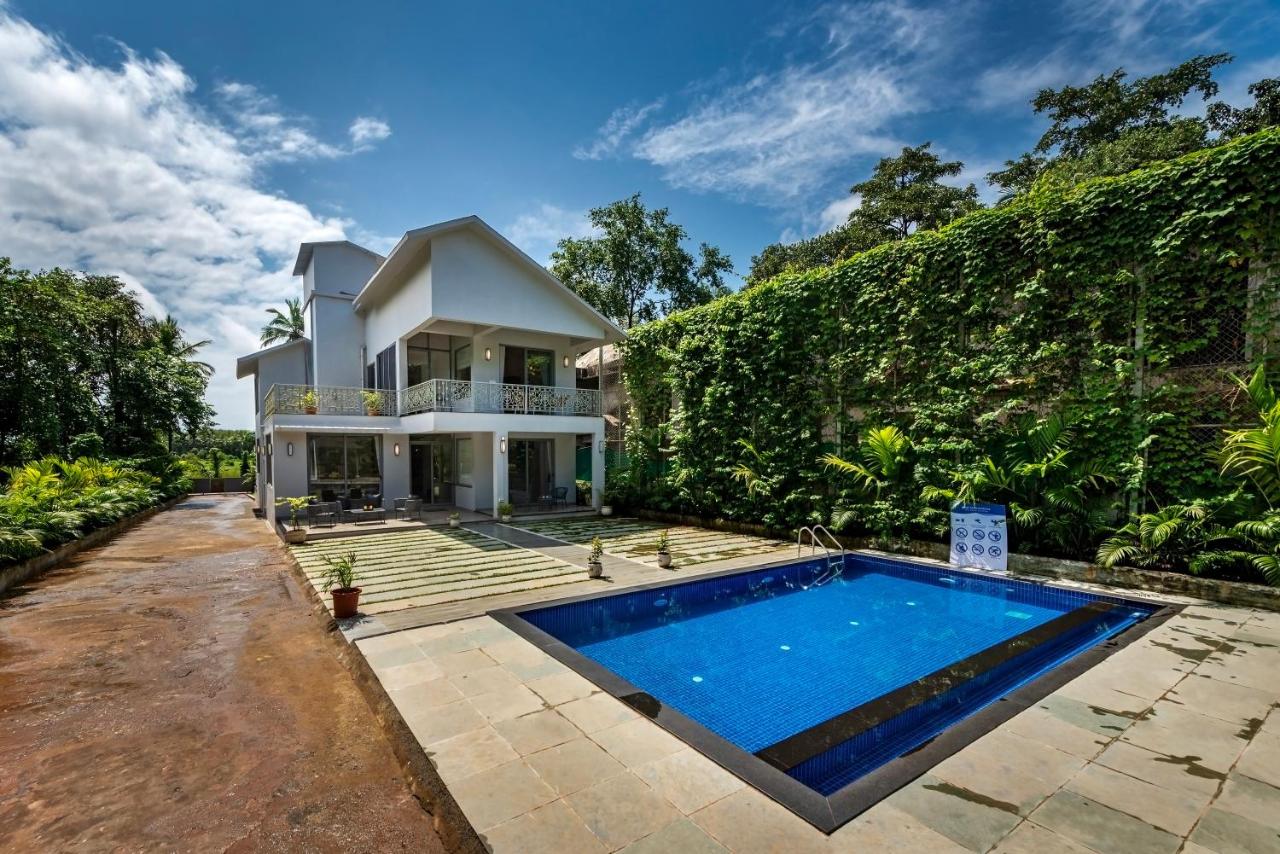 SaffronStays Magnolia - 3BHK Moira Goa Villa with Pool & Games Room - B&B Bardez