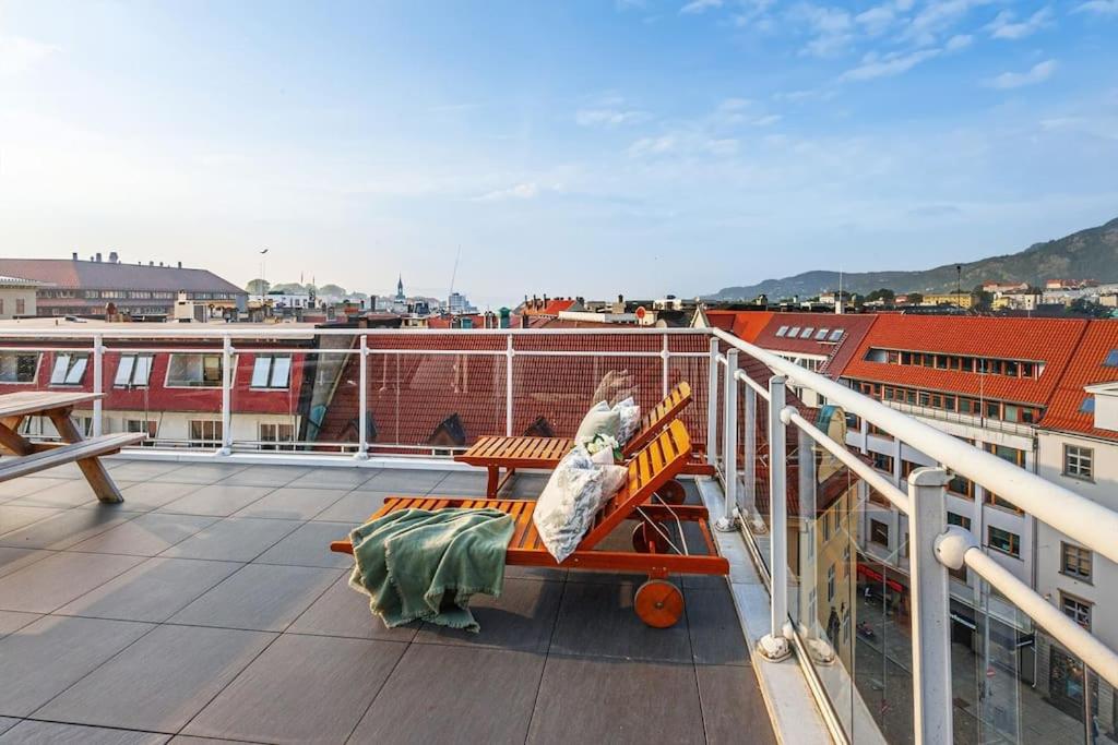 Flat in Bergen house with outstanding roof terrace - Chambres d’hôtes