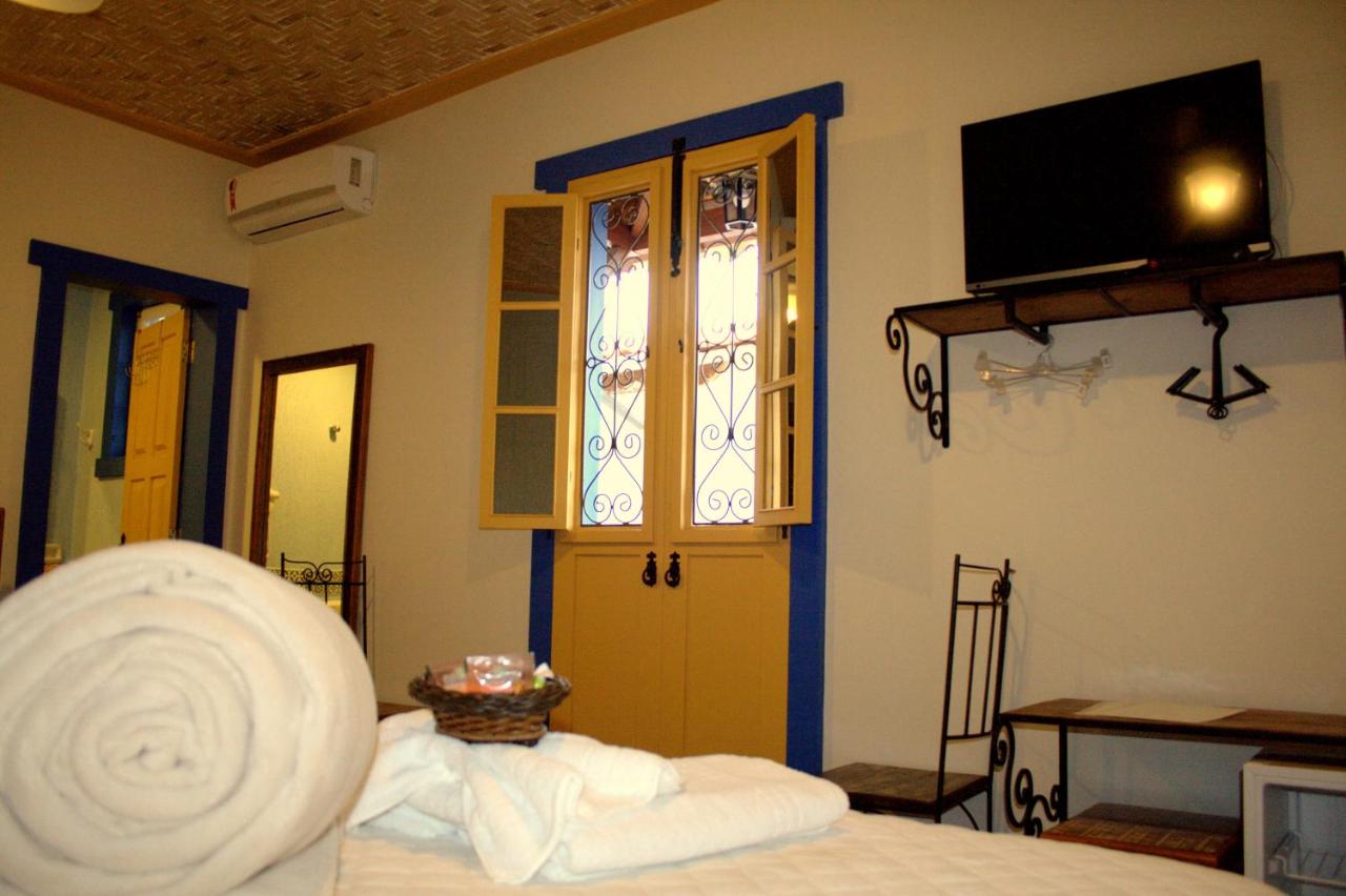 Dreibettzimmer mit Balkon