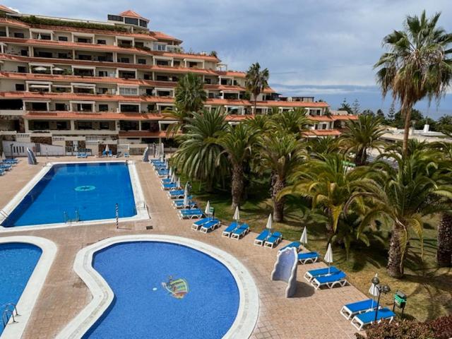 Top Terrassen Wohnungen, direkt am Strand, 25 m beheiztem Pool, Wifi free, free parking - Chambres d'hôtes Puerto de la Cruz