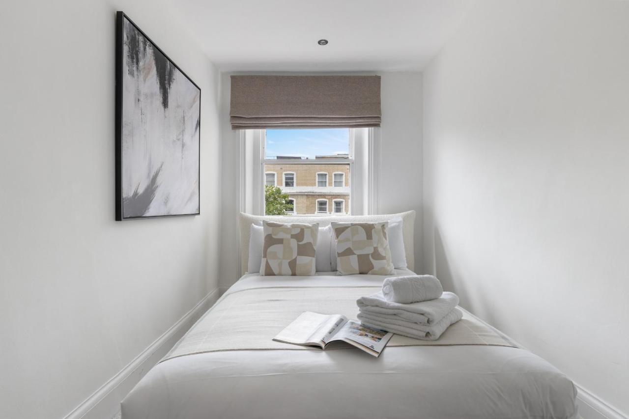Two-Bedroom Deluxe Apartment