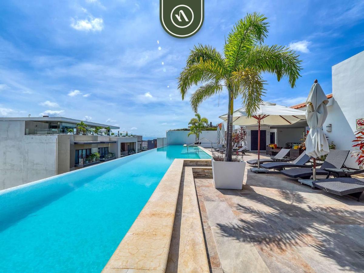 Luxury 2BR Condo in Romatic Zone - Rooftop Pool - Ferienwohnung